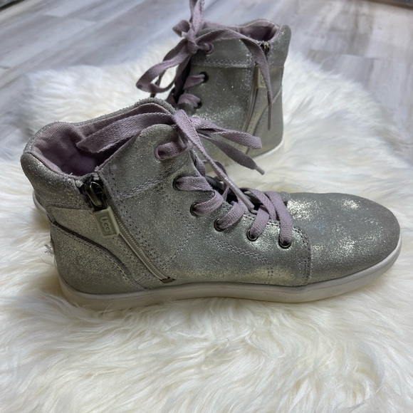 UGG Schyler high top sneakers youth size 3 - Picture 5 of 10